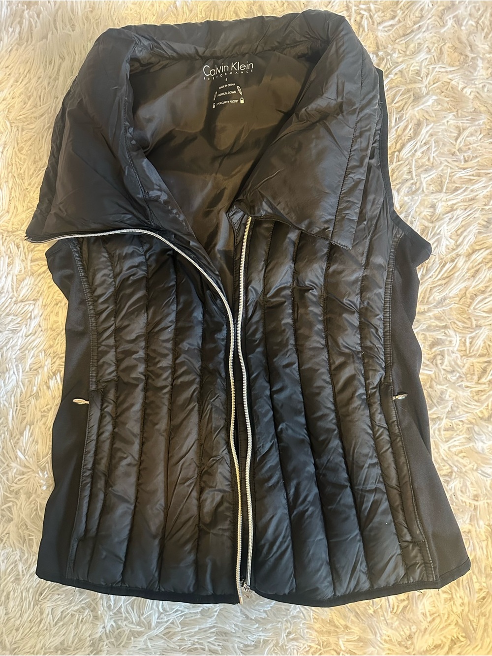 Calvin Klein Black Quilted Zip-Front Vest puffer